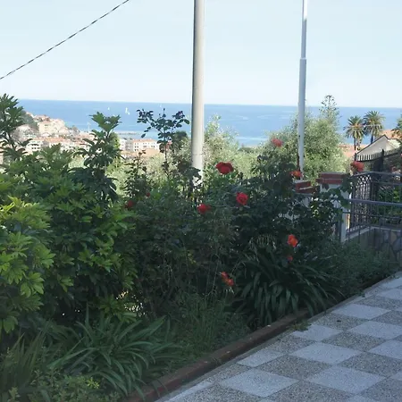 Hébergement de vacances Casa Flora *